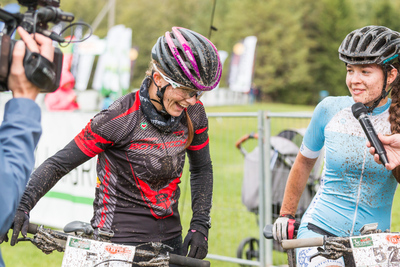 Janelle Uibokand ja Iiris Takel armastavad maastikurattasõitu üle kõige! (foto: Viktor Tund)