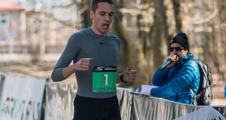 Parkmetsa jooksu võitsid Rauno Laumets ja Luna-Aleksandra Lagoda